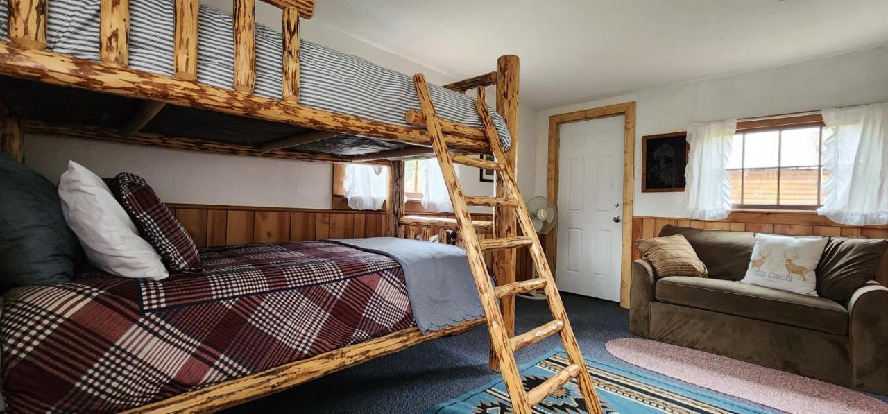 Bear Creek Ranch Bed & Breakfast Essex Exterior foto